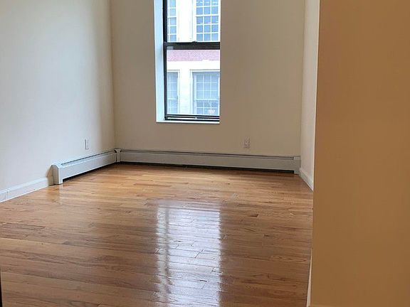 5th image of 221 W 115th St APT 3A