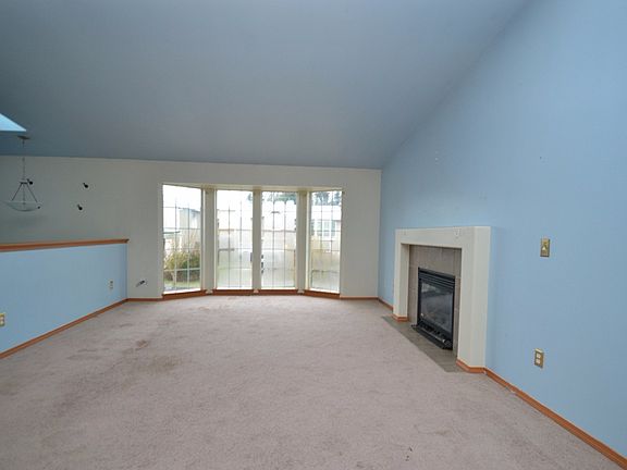 4th image of 5715 80th Ave NE