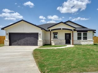 104 Growers Ave, Poteet, TX 78065