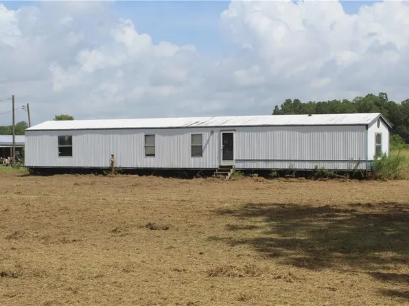 255 English Rd, Plaucheville, LA 71362