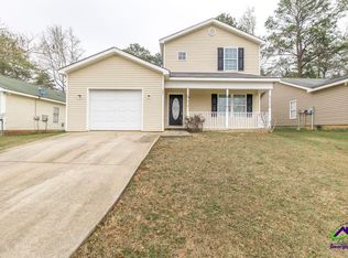 204 Spring Creek Dr, Perry, GA 31069