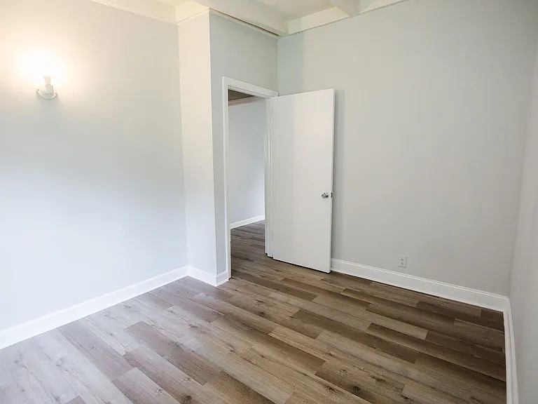 4170 Palace Ave — Photo 23
