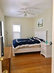 3rd image of 8 Chestnut St