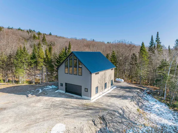 60 Warwick Way, Pittsburg, NH 03592