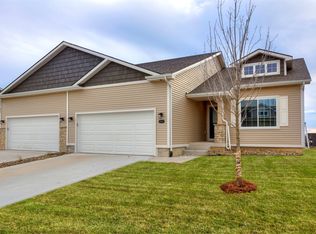 9042 Mockingbird Dr, West Des Moines, IA 50266