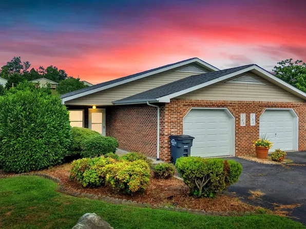 723 Teasel Dr, Kingsport, TN 37660