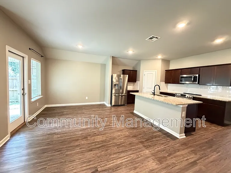 30891 Clearview Ct — Photo 6