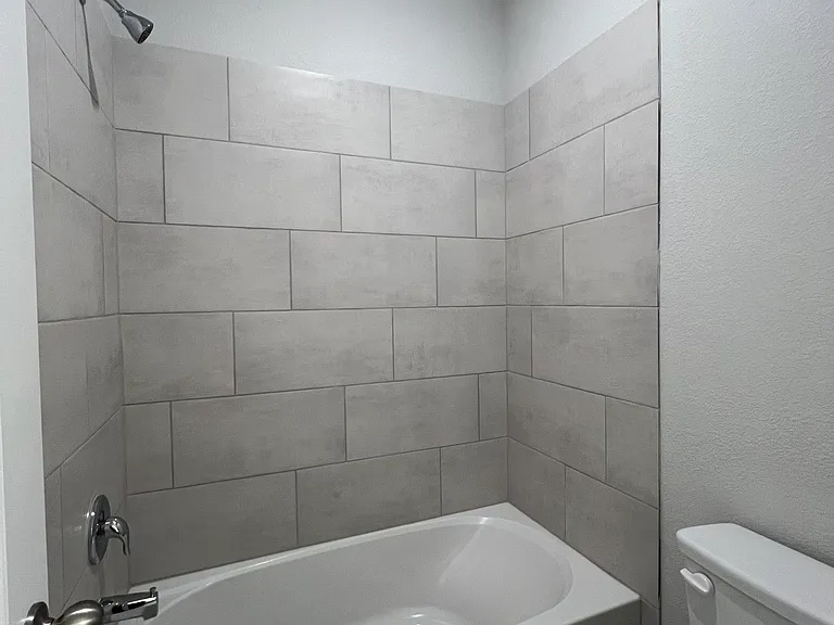 3033 Burwick Ln — Photo 19