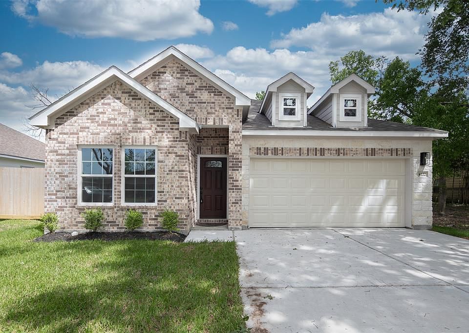 1st image of 8022 Moon Beam St