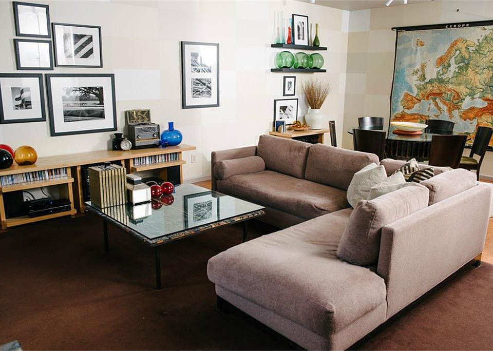 1st image of 292 Wilcrest Dr #292