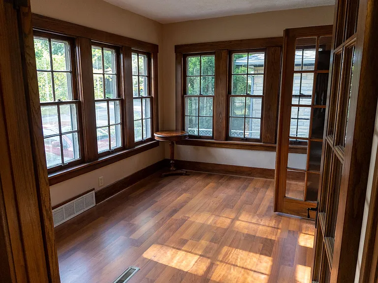 5-1924 S 48th St #5 — Photo 8