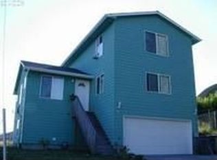 75 Ithaca St, Astoria, OR 97103
