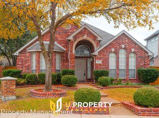 9201 Blue Water Dr, Plano, TX 75025