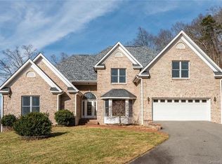 72 Winding Ridge Rd, Fairview, NC 28730