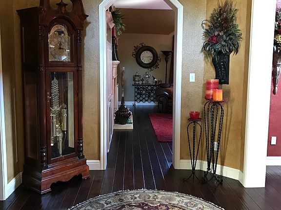 2nd image of 8400 Havenwood Dr