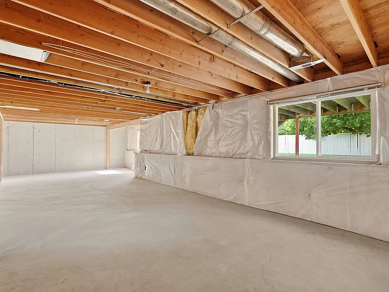 8823 N Pamela St — Photo 19