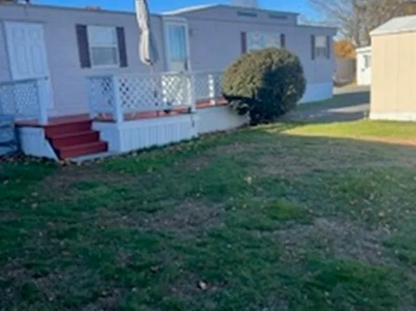 252 Newbury St #15, Peabody, MA 01960