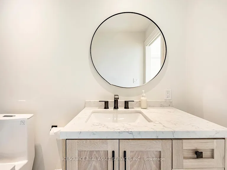 250 Wellington St W #Penthouse 40 — Photo 14