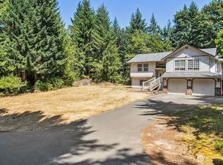 5495 E Collins Rd, Pt Orchard, WA 98366