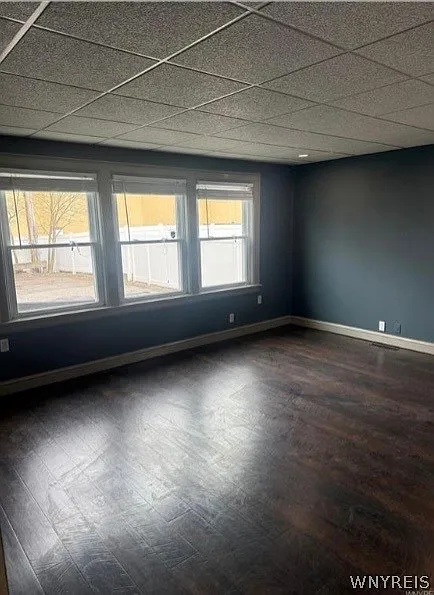 1 bed, 1.0 bath, 900 sqft, $1,300 — Photo 3
