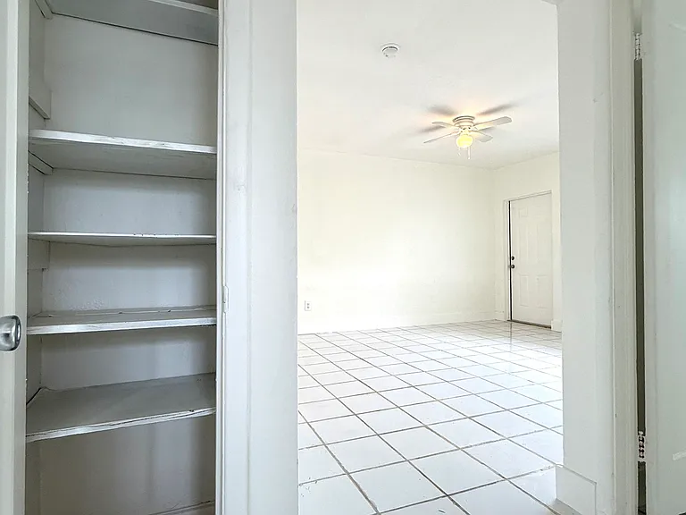 810 82nd St #1 — Photo 21