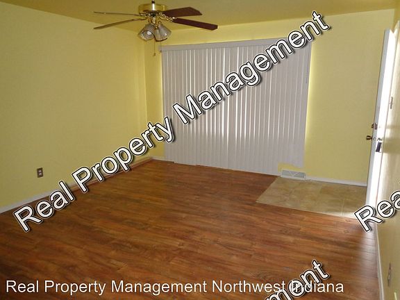 2nd image of 5500 Aspen Ave