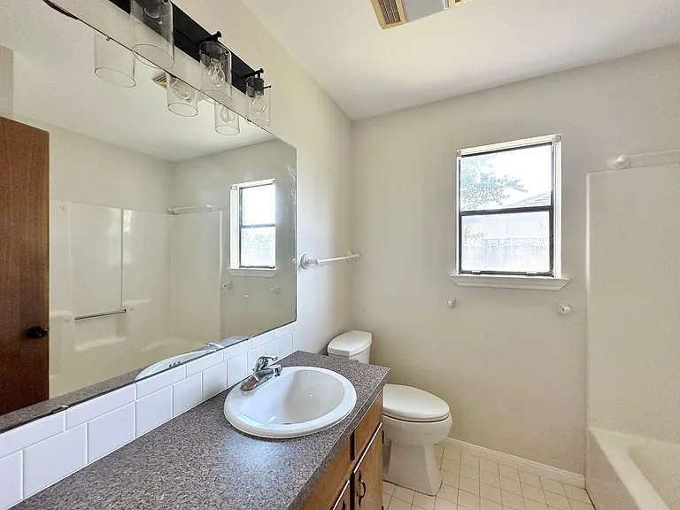 3706 Madison Dr — Photo 24