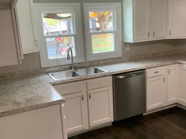 1713 Columbus St, New Castle, IN 47362