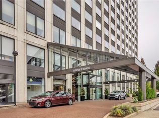 320 Fort Duquesne Blvd APT 10G, Pittsburgh, PA