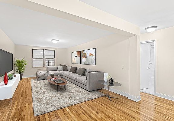 3rd image of 30 E End Ave #2ED