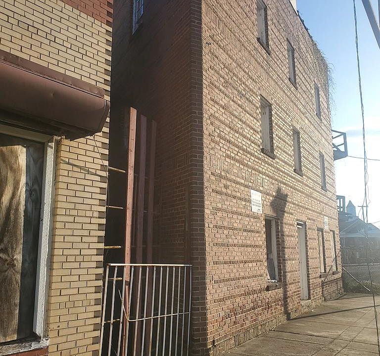 1st image of 315 Fayette St