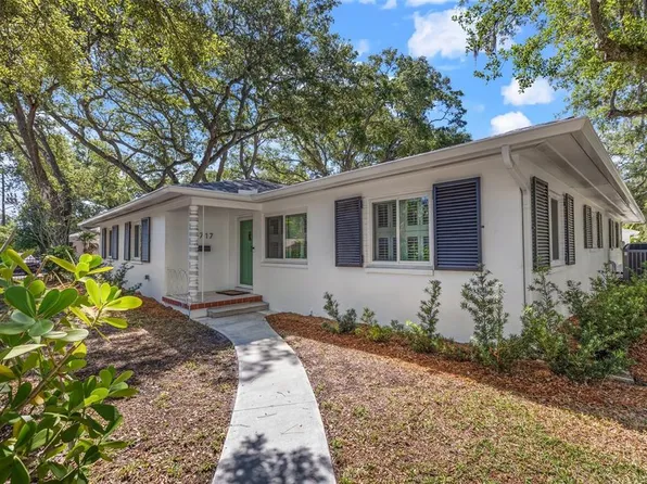 3717 8th St N, Saint Petersburg, FL 33704