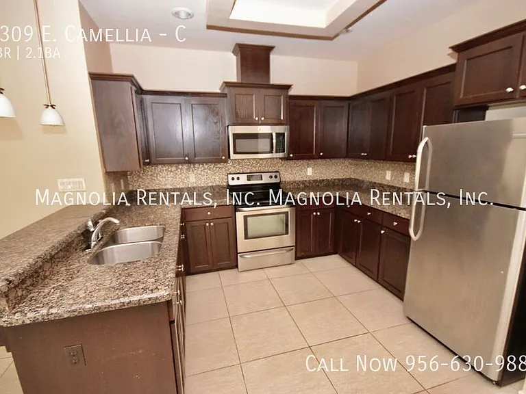 1309 E Camellia Ave #C — Photo 5