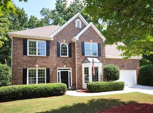 650 Camber Woods Dr, Roswell, GA 30076