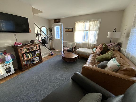 5th image of 2314 Fairview Ter