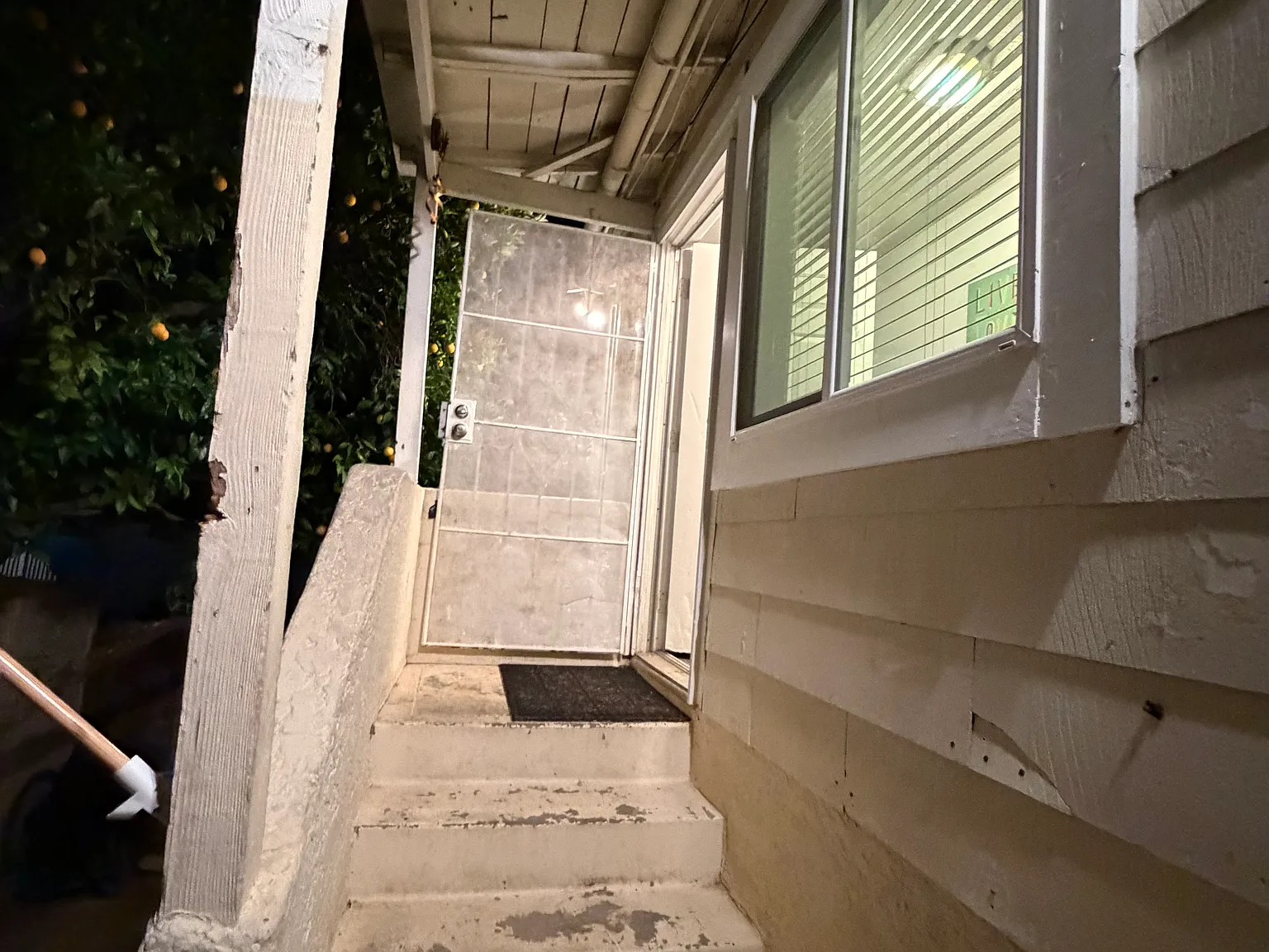 3 bed, 1140 sqft, $2,950 — Photo 3