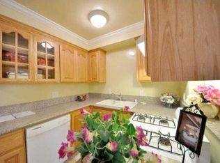 610 W Route 66 APT 7, Glendora, CA 91740