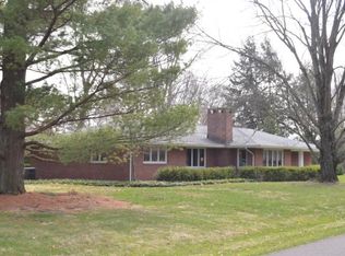 31 Village Edge Dr, Granville, OH 43023