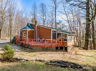 123 Dutton Hl, Gray, ME 04039