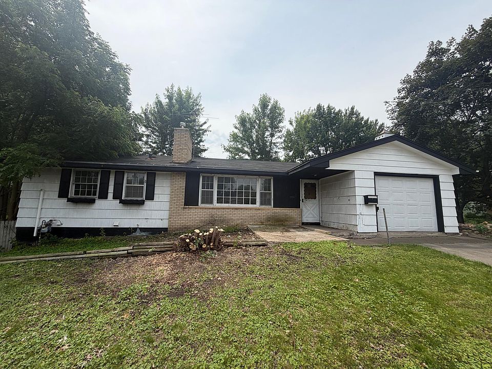 1st image of 3607 Lake Drive Ave N