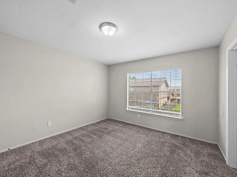 16723 Running Quail Ct — Photo 35