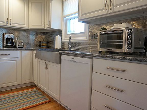 5th image of 511 S 51st Ave