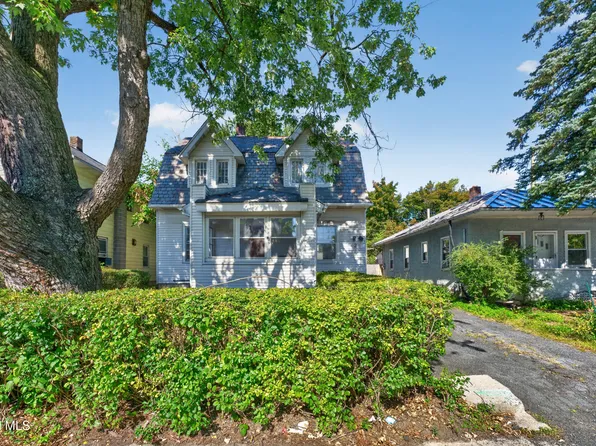 3 McDonald Road, Albany, NY 12209