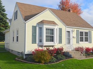 134 Yeager Dr, Cheektowaga, NY 14225