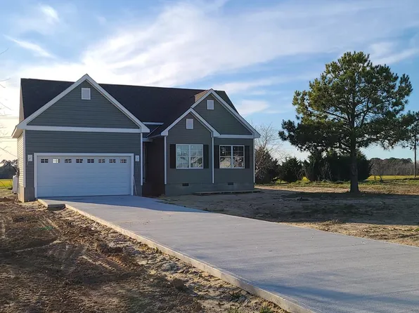 27204 Castle Row Cpe, Charles, VA 23310