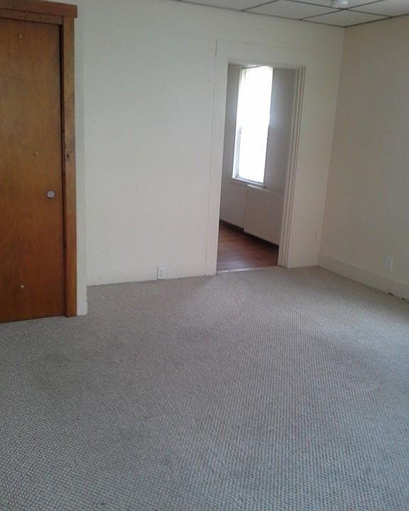 2nd image of 3 Warren St APT 1