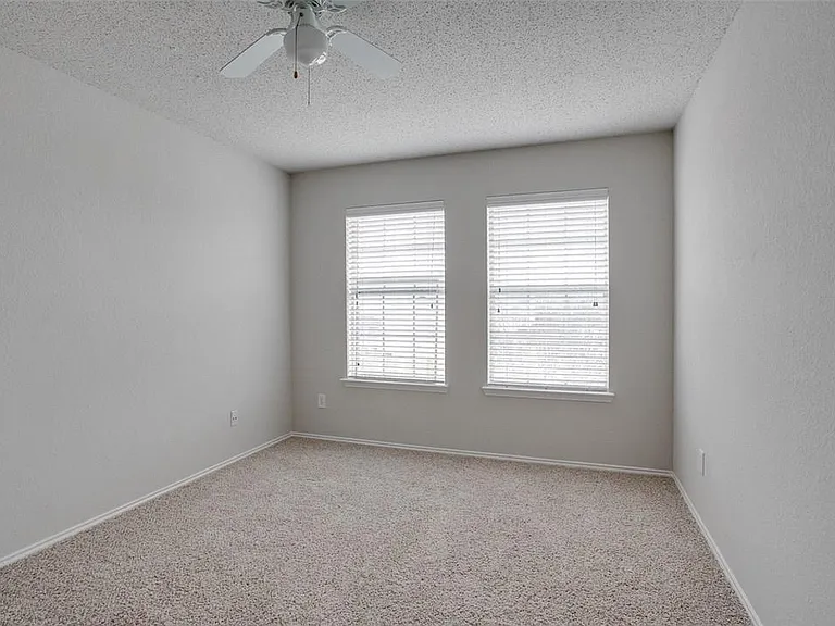 7808 Silver Sage Dr — Photo 10