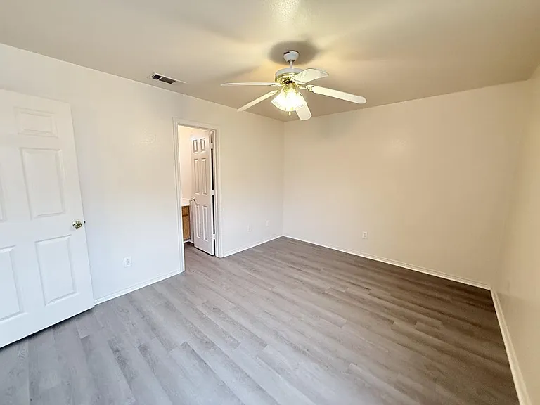 3407 Toledo Dr #C — Photo 13