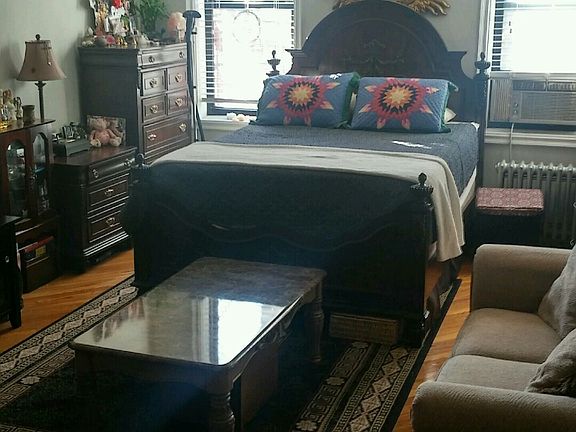 4th image of 4333 48th St APT 3F