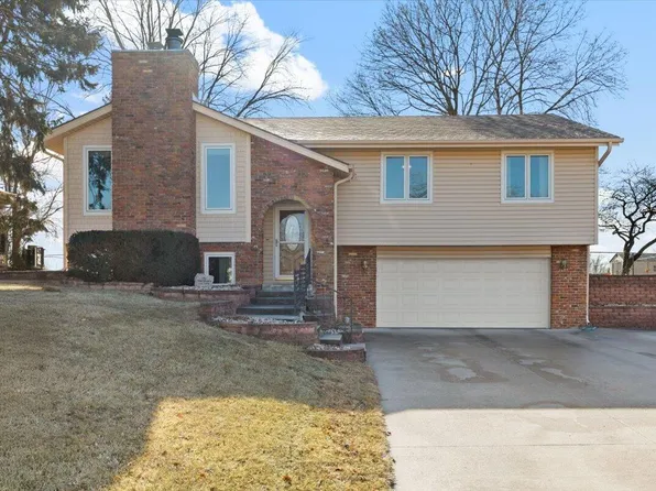 20301 Cypress Ave, Council Bluffs, IA 51503